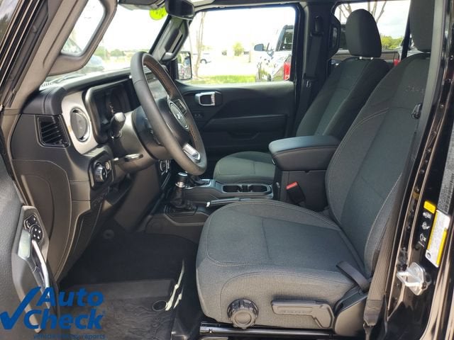 2024 Jeep Wrangler Sahara