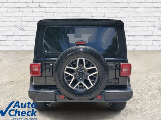 2024 Jeep Wrangler Sahara