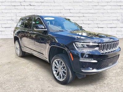 2022 Jeep Grand Cherokee Summit