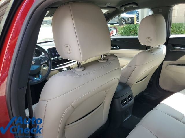 2023 Cadillac CT4 Luxury