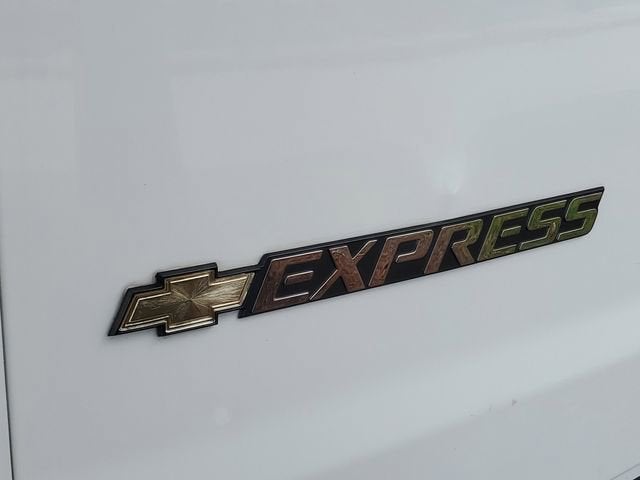 2023 Chevrolet Express Cargo 2500 WT