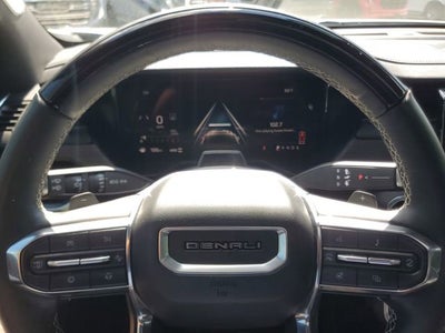 2025 GMC Acadia Denali