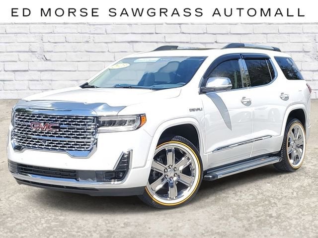 2023 GMC Acadia Denali