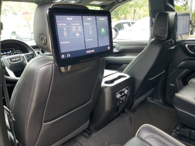 2021 GMC Yukon XL SLT