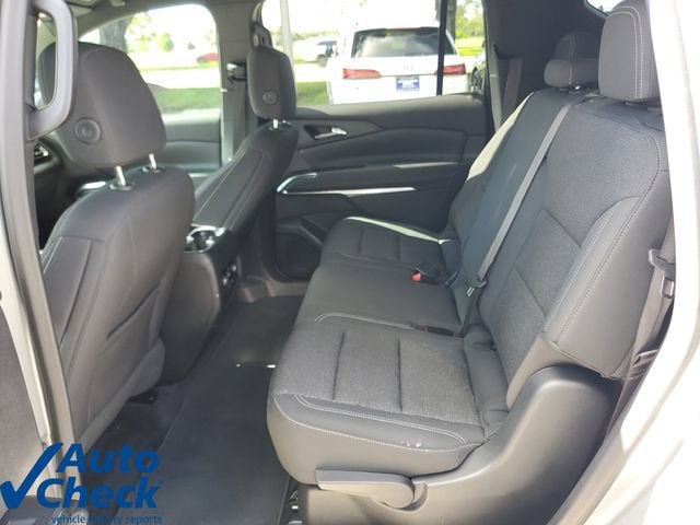 2024 Chevrolet Traverse LS