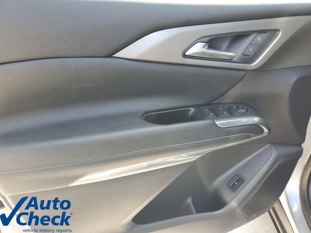 2024 Chevrolet Traverse LS