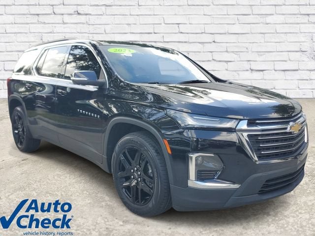 2023 Chevrolet Traverse LT Leather
