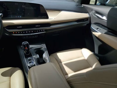 2024 Cadillac XT4 Luxury