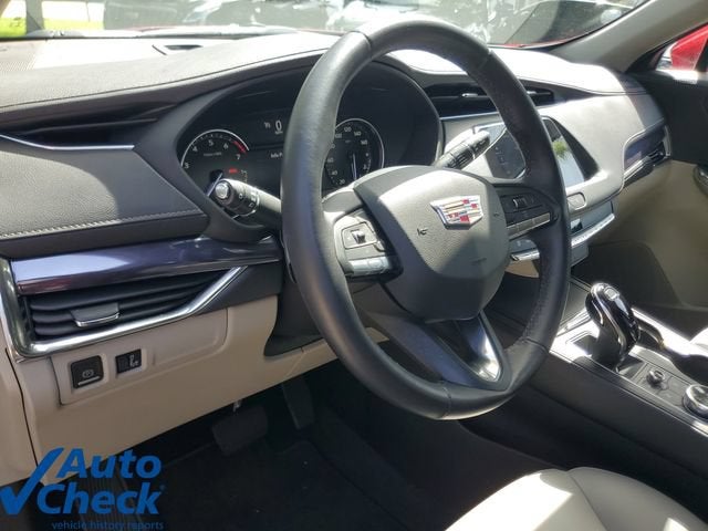 2023 Cadillac XT4 Luxury