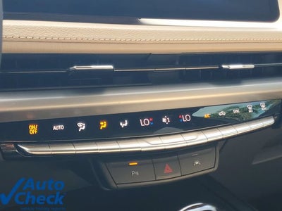 2024 Cadillac XT4 Luxury