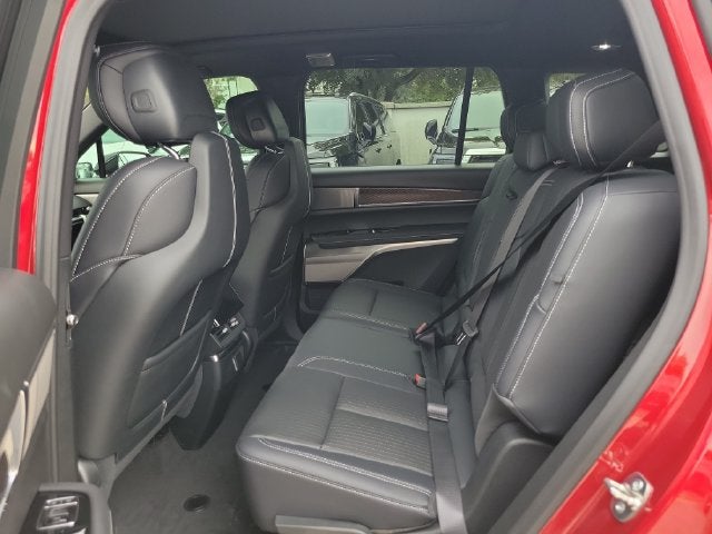 2027 Cadillac VISTIQ Luxury
