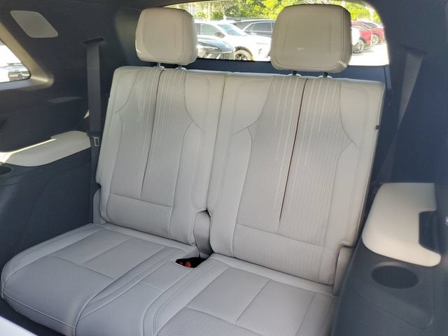 2027 Cadillac VISTIQ Luxury