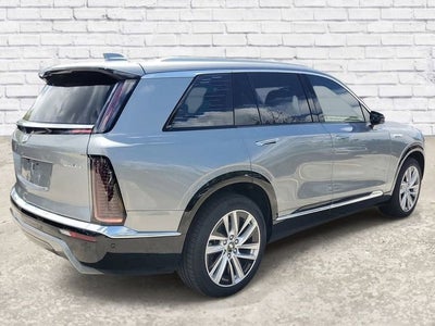 2026 Cadillac VISTIQ Luxury