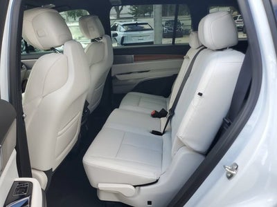 2027 Cadillac VISTIQ Luxury