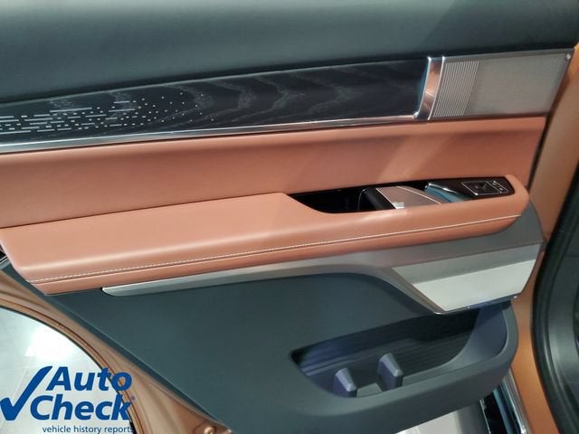 2027 Cadillac VISTIQ Platinum