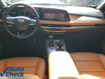 2025 Cadillac XT4 Premium Luxury