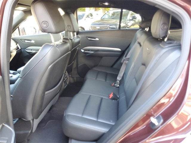 2022 Cadillac XT4 Premium Luxury