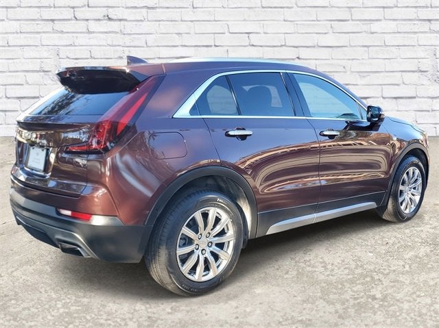 2022 Cadillac XT4 Premium Luxury