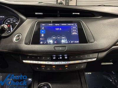 2022 Cadillac XT4 Premium Luxury