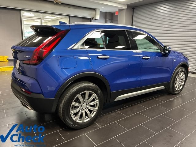 2022 Cadillac XT4 Premium Luxury