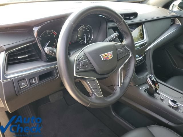 2023 Cadillac XT5 Luxury