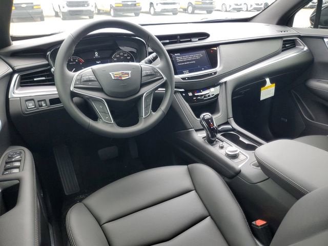 2026 Cadillac XT5 Luxury