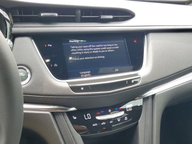 2026 Cadillac XT5 Luxury