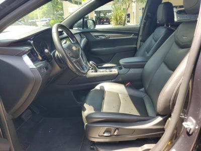 2023 Cadillac XT5 Luxury