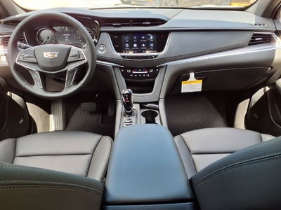 2026 Cadillac XT5 Luxury