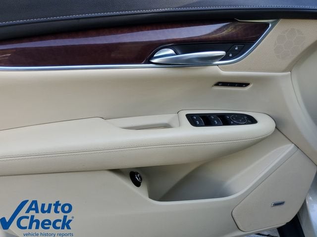 2017 Cadillac XT5 Luxury FWD