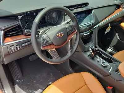 2026 Cadillac XT5 Premium Luxury