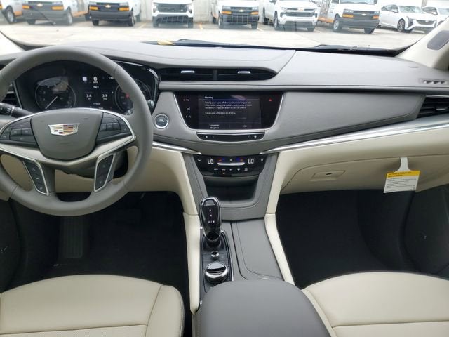 2026 Cadillac XT5 Premium Luxury