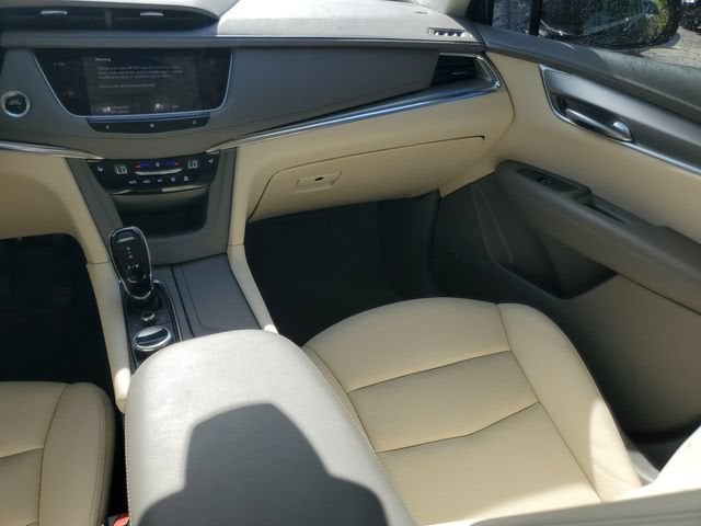 2021 Cadillac XT5 FWD Premium Luxury