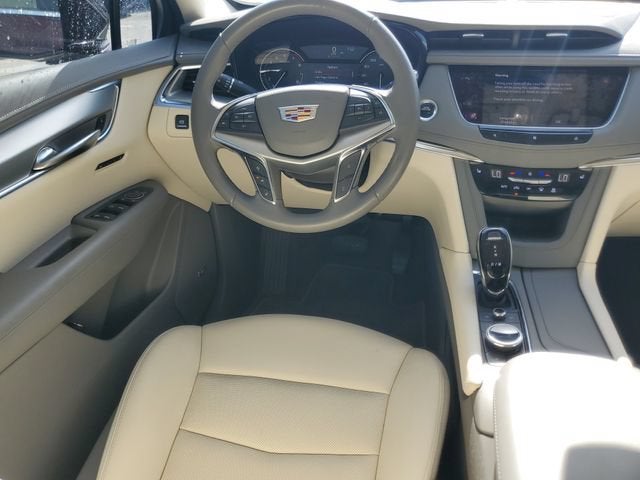 2021 Cadillac XT5 FWD Premium Luxury