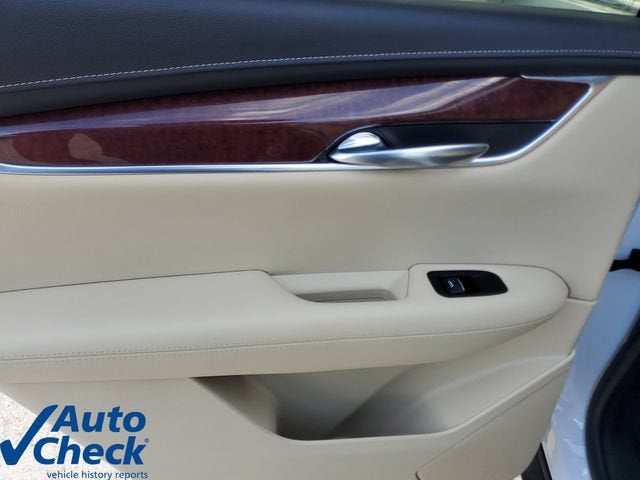 2019 Cadillac XT5 Luxury FWD