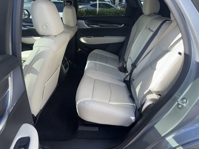 2025 Cadillac XT5 Sport