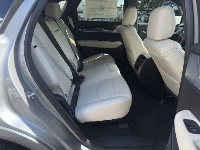 2025 Cadillac XT5 Sport