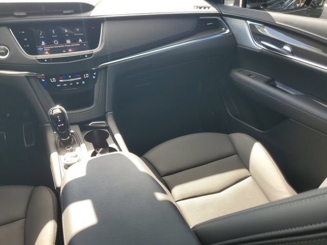 2023 Cadillac XT5 AWD Sport
