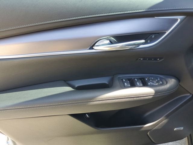 2024 Cadillac XT6 Luxury