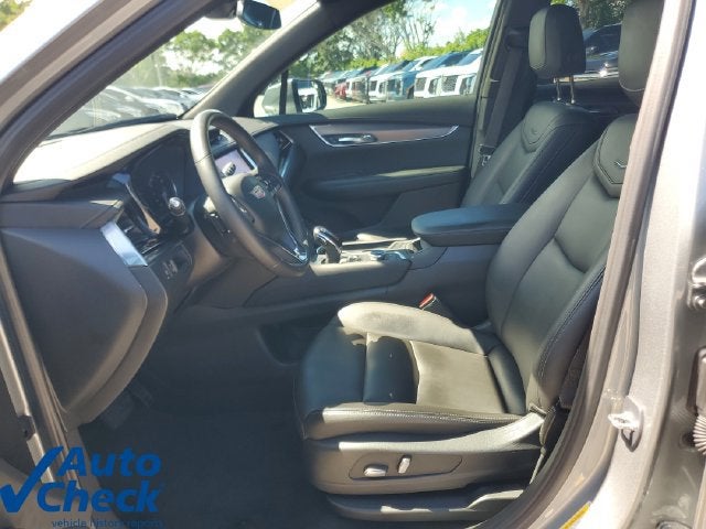 2024 Cadillac XT6 Luxury