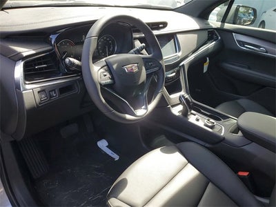 2025 Cadillac XT6 Luxury