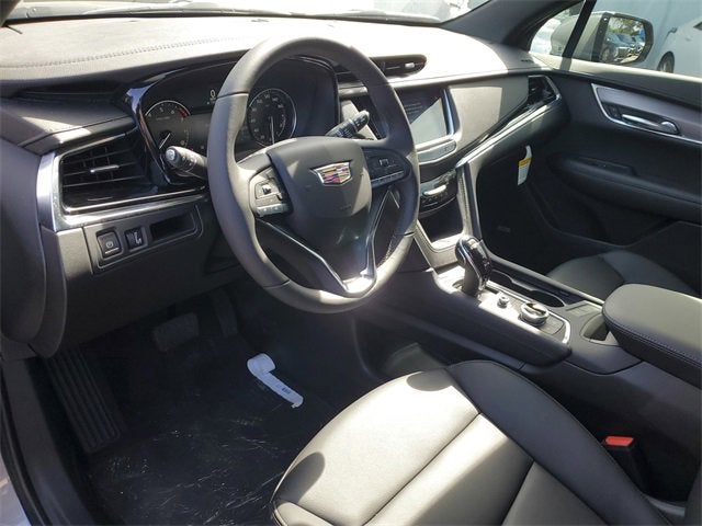 2025 Cadillac XT6 Luxury