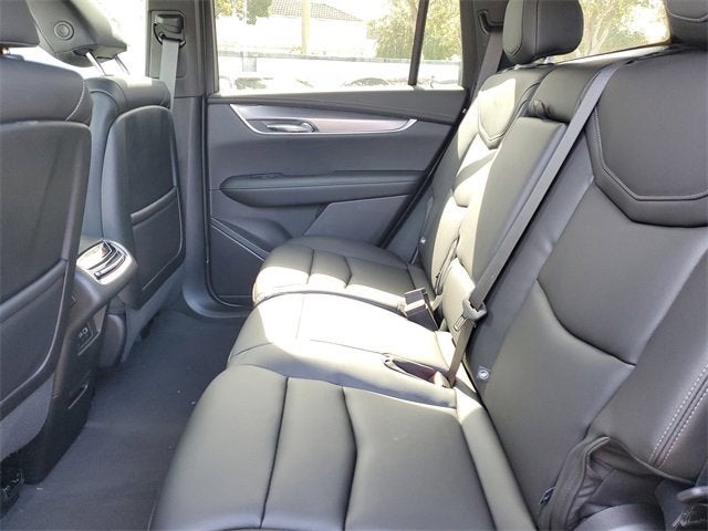 2025 Cadillac XT6 Luxury