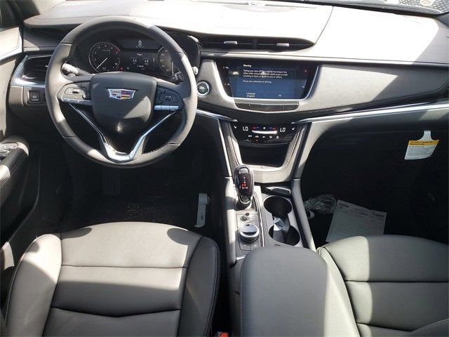 2025 Cadillac XT6 Luxury