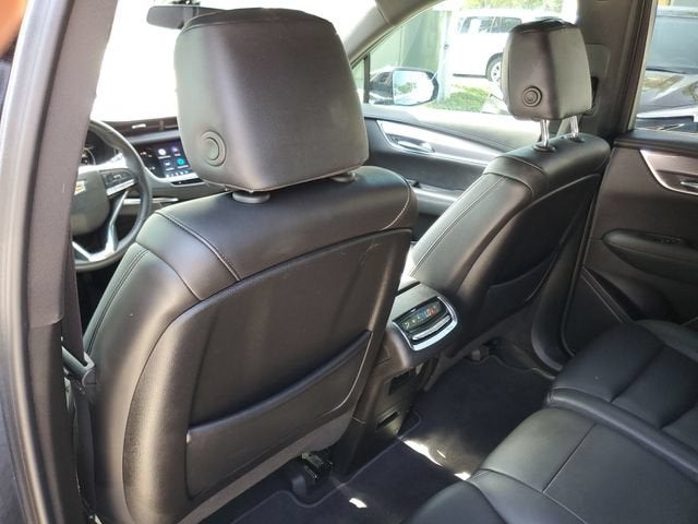 2024 Cadillac XT6 Luxury