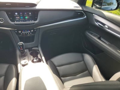 2024 Cadillac XT6 Luxury