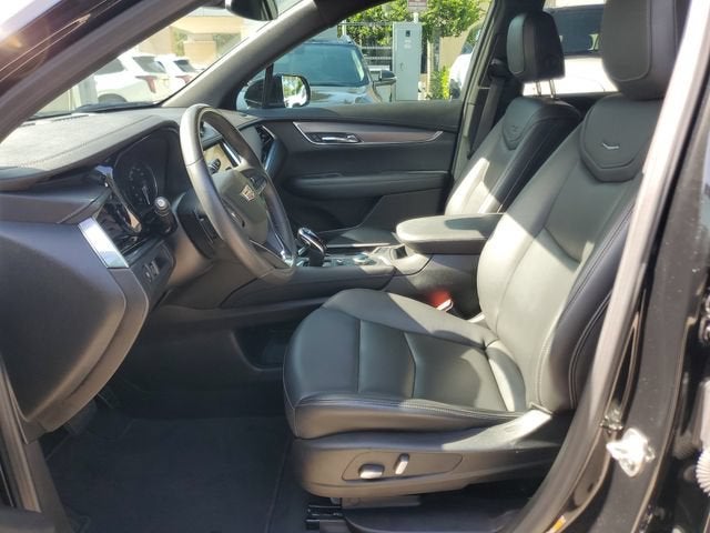 2024 Cadillac XT6 Luxury