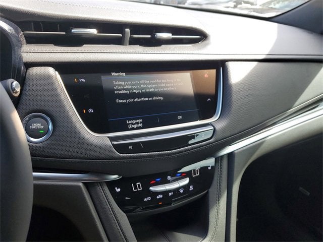 2025 Cadillac XT6 Luxury