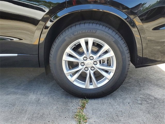 2025 Cadillac XT6 Luxury