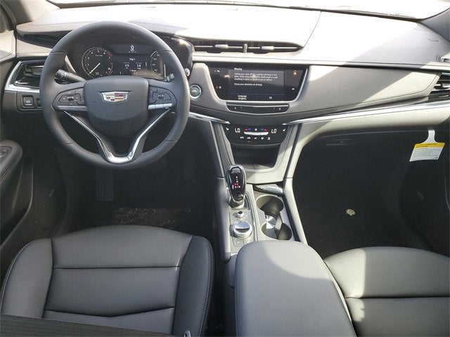 2025 Cadillac XT6 Luxury